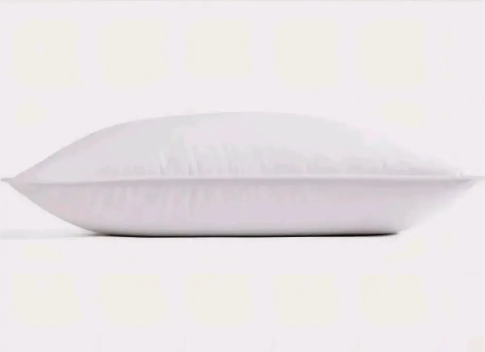 New Quince Premium Alternative Down Pillow Size King Medium MSRP $52